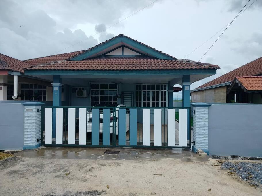Myhomestay07 Kangar Exterior photo