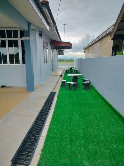 Myhomestay07 Kangar Exterior photo